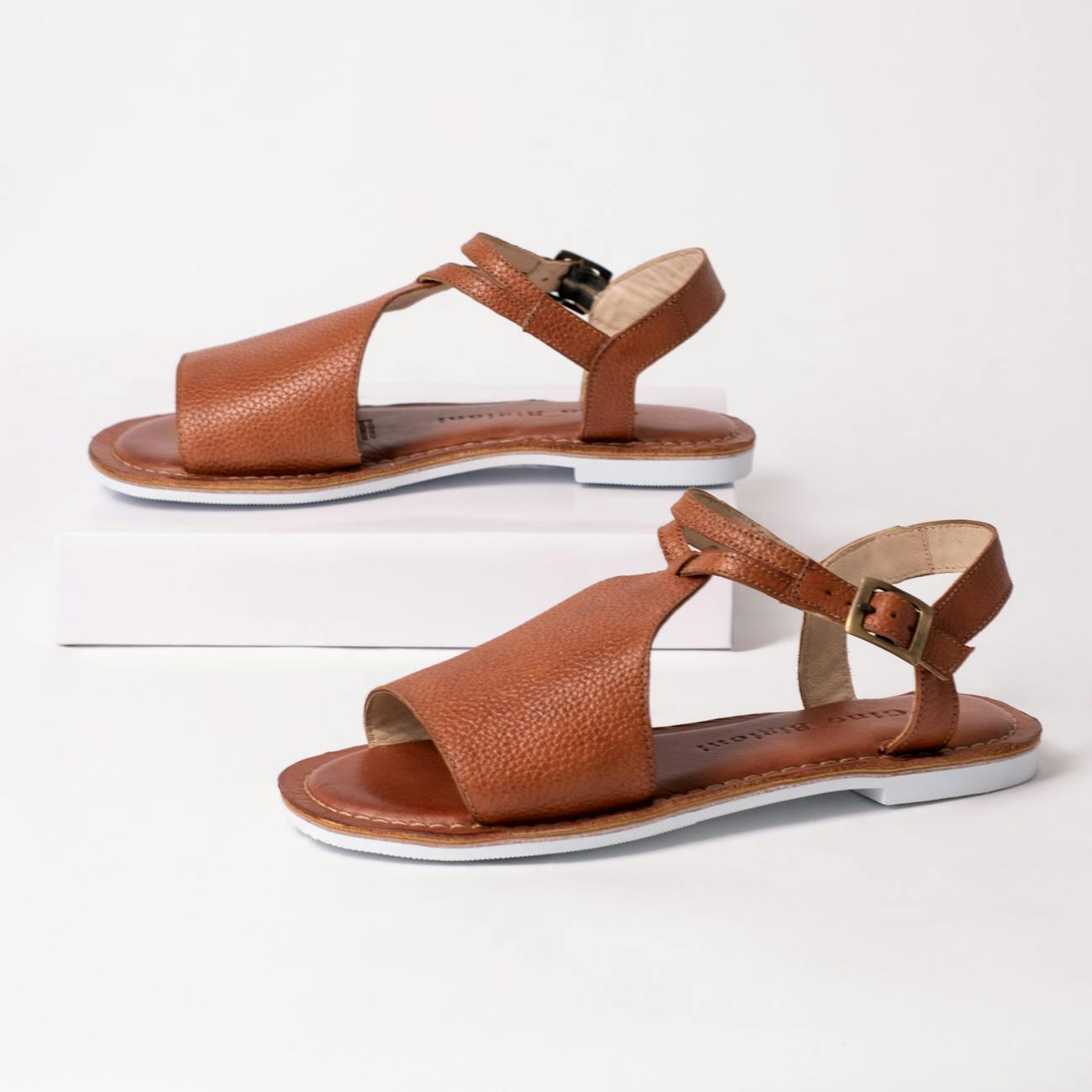 Affordable Wardrobe Upgrade: Must-Try Shopping Hacks