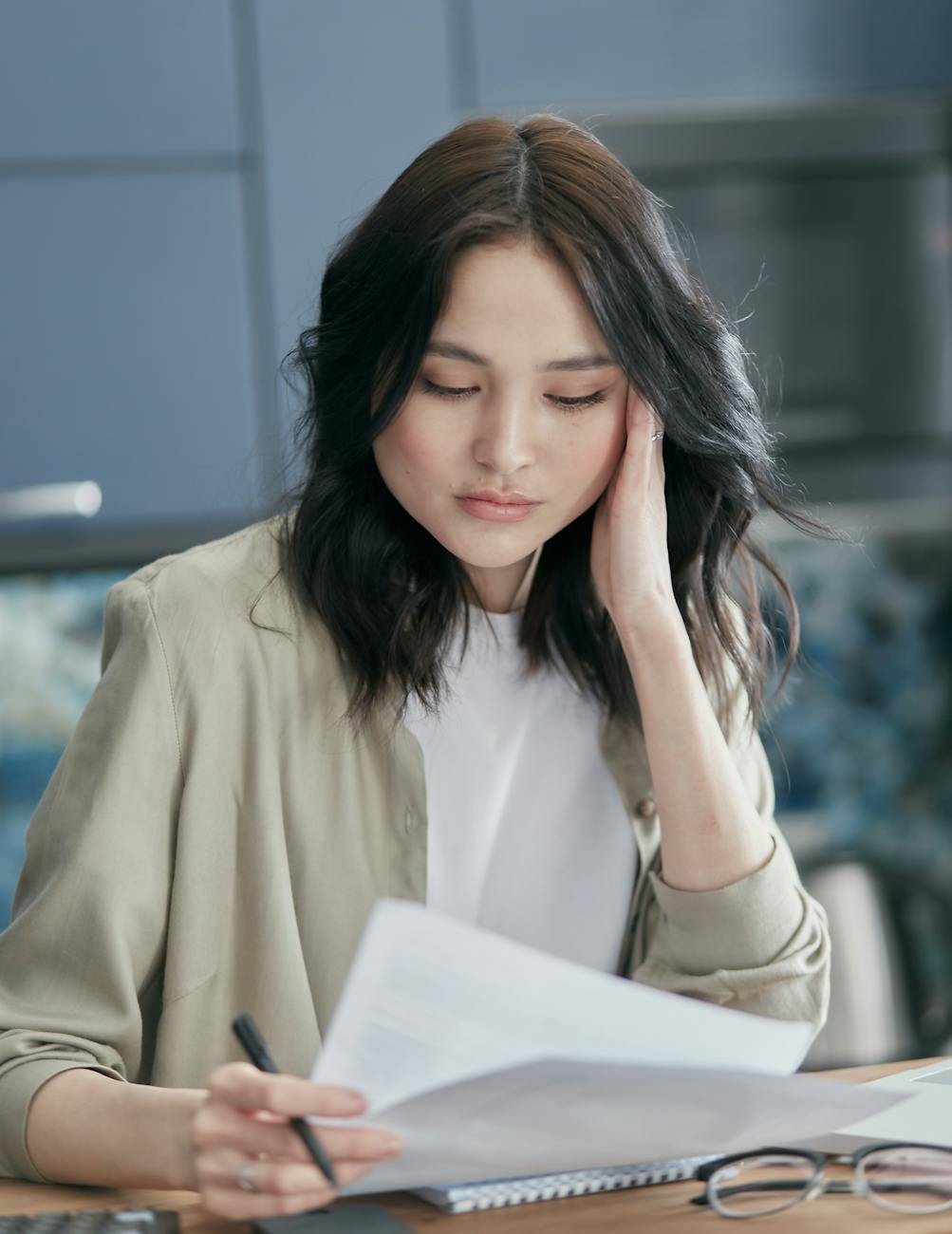 Budget-Friendly Guide: Effortlessly Create a Stylish Work Look
