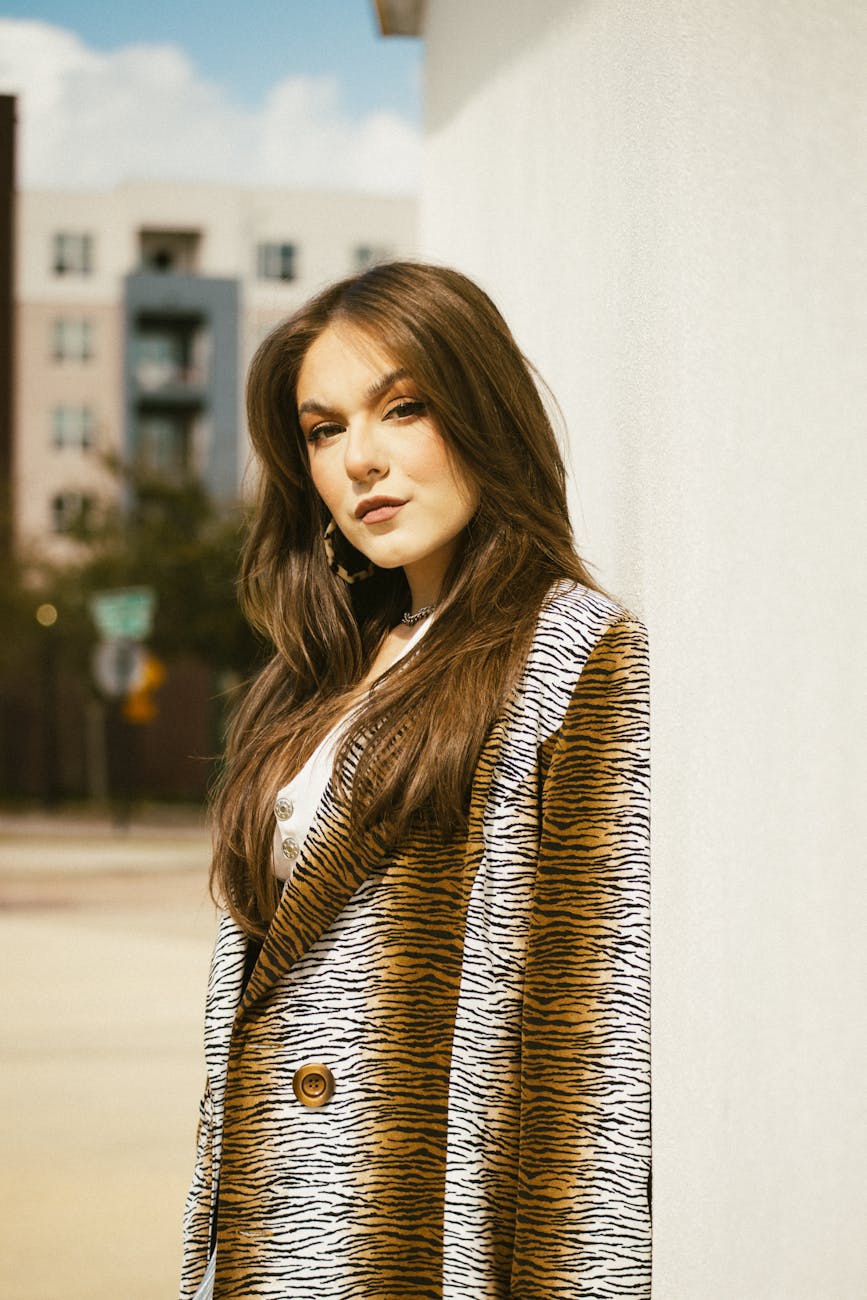 Layering Tips: Effortlessly Chic Outfits On A Budget