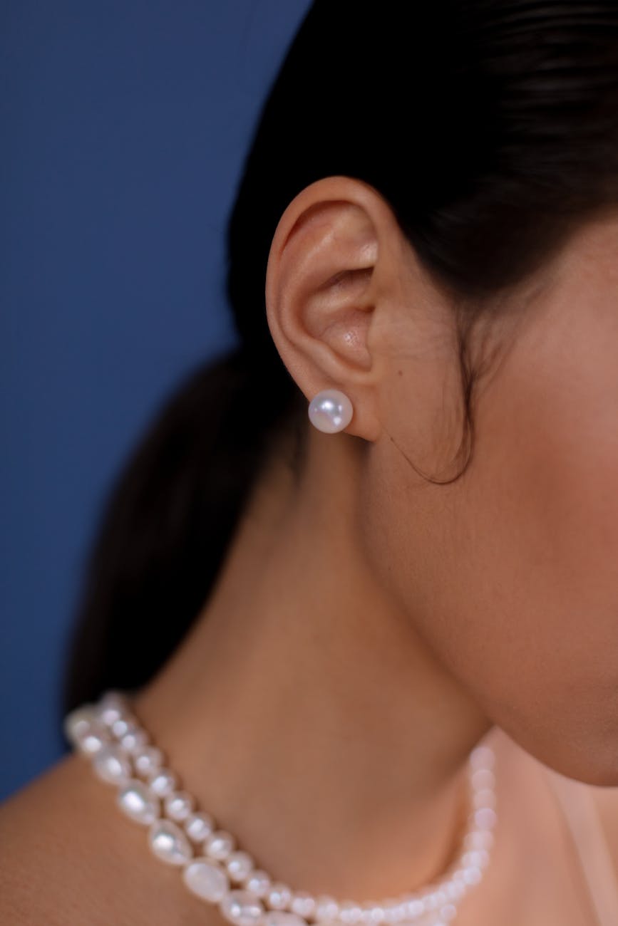 Affordable Minimalist Style: Effortless Elegance for Less