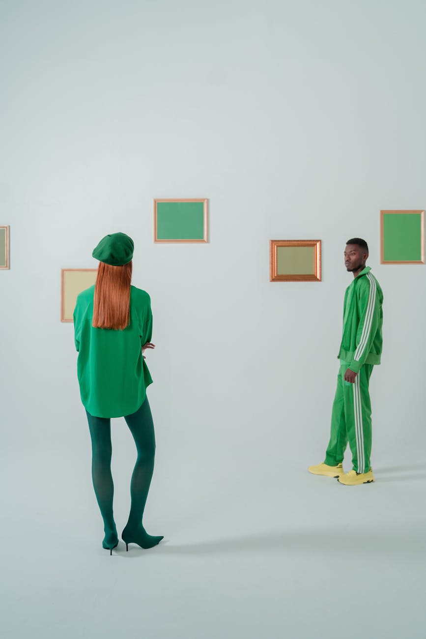 Thrifted Frames: The Secret to Effortlessly Chic Art Displays